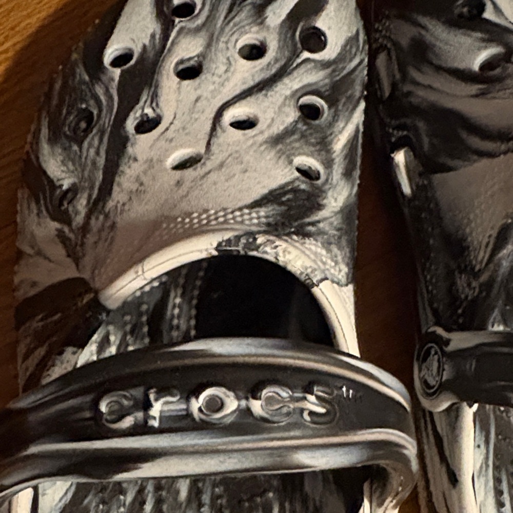 CROCS - Picture 2 of 6